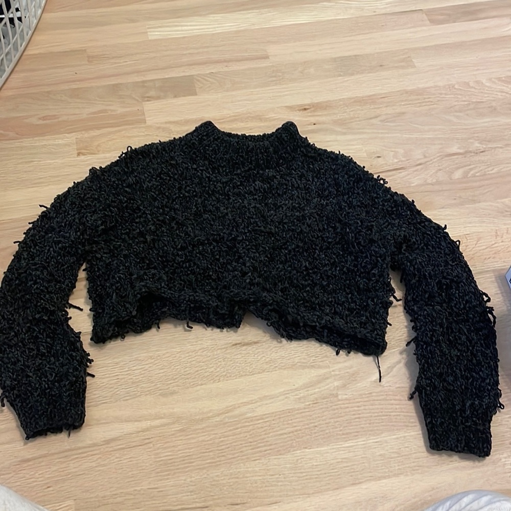 Urban Outfitters black cropped mock neck chenille sweater size xs